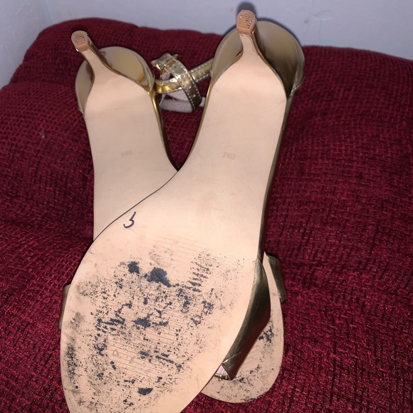 Gold Steve Madden Sillly Stiletto ankle strap heels size 8M - Picture 6 of 7